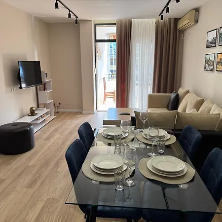 Liburna Apartament *